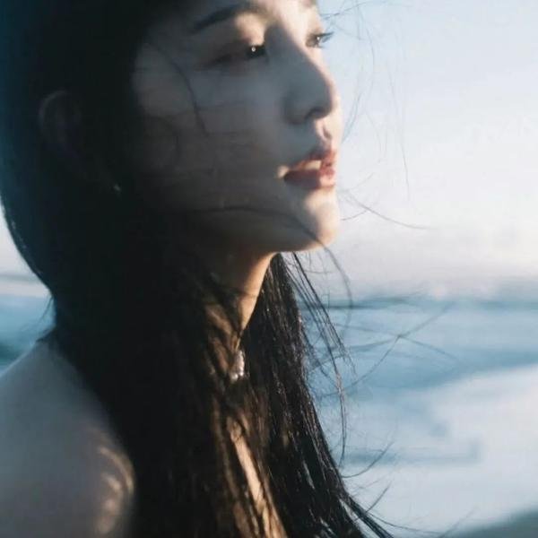 身份流亡